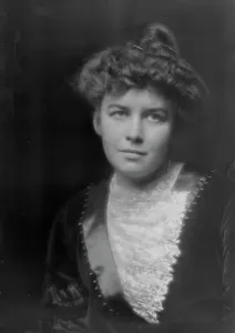 Satirist Prints: Parker, Dorothy, portrait photograph, 1912 Nov. 30. Creator: Arnold Genthe