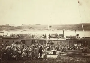 Boarding Prints: Party of exiles and convicts embarking on river barge at Tumen [ie