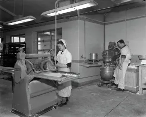 Baking Gallery: Pastry making for meat pies, Rawmarsh, South Yorkshire, 1955. Artist: Michael Walters