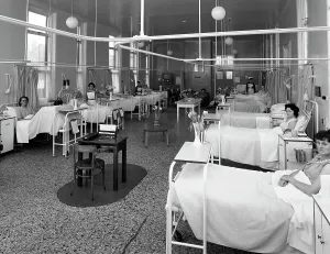 Mexborough Prints: Patients on a womens surgical ward, Montague Hospital, Mexborough, South Yorkshire, 1968