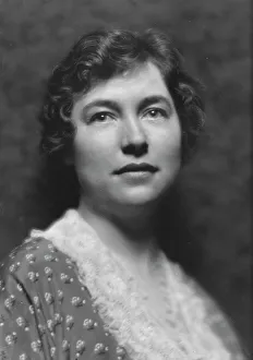 Hopeful Prints: Peake, H.G. Mrs. portrait photograph, 1913. Creator: Arnold Genthe