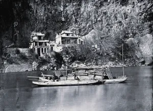Avalokiteshvara Prints: Pearl River, Kwangtung province