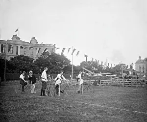 Bunting Prints: Pedal bicycle race - unknown location