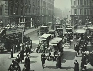 Two Decker Gallery: Pedestrians and traffic, Victoria Street, London, April 1912