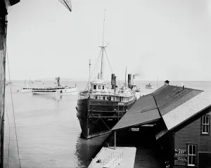 Peerless at Mackinac Island, between 1900 and 1906. Creator: Unknown