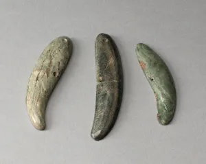 Fang Prints: Pendant in the Shape of a Claw or Fang, 400 B. C. / A. D. 1200. Creator: Unknown
