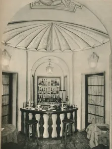 Emilio Prints: The Penna D Oca Restaurant, The cocktail Bar