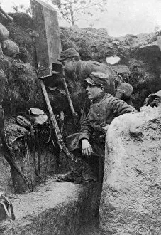 Images Dated 10th January 2008: The periscope in use in a French trench, First World War, 1914-1918, (c1920). Artist: Sphere
