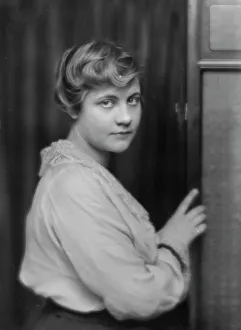 Door Frame Prints: Perkins, Helen J. Miss, portrait photograph, 1914 Apr. 18. Creator: Arnold Genthe