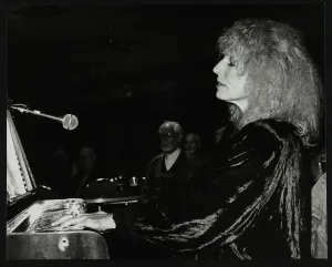 Hertfordshire Gallery: Pianist and singer Ellyn Rucker performing at The Fairway, Welwyn Garden City, Hertfordshire, 1992