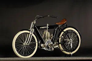 Motorcycle Racer Prints: Pierce Arrow single 1911. Artist: Simon Clay