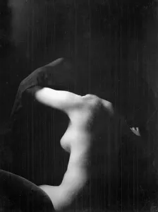 Headless Prints: Pierson, Carolyn M. Miss, portrait photograph, 1928 or 1929. Creator: Arnold Genthe