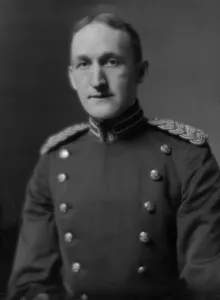 Major Prints: Pillsbury, George, Major, portrait photograph, 1914 May 2. Creator: Arnold Genthe