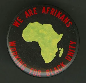 United Gallery: Pinback button promoting black unity, mid 20th century. Creator: Unknown