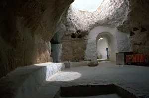 Tunisia Prints: Pit dwelling in Tunisia