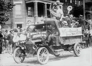 Demonstrating Prints: Pittsburgh Strike [1919 strikers demonstrating in car], 1919. Creator: Bain News Service