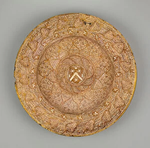 Faience Gallery: Plate with Unidentified Coat of Arms, Valencia, Comunidad, 1500 / 25. Creator: Unknown