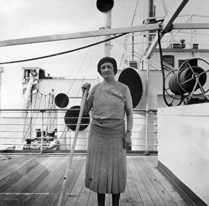 Images Dated 2nd August 2010: Playing shuffleboard on a Cunard Line cruise to the West Indies, January-March 1931