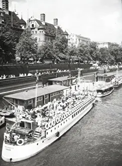 Embankment Prints: Pleasure boats, Westminster Pier