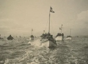 Bunting Prints: Pleasure craft welcoming the fleet, May 1924. Creator: Eunice Harriett Garlick