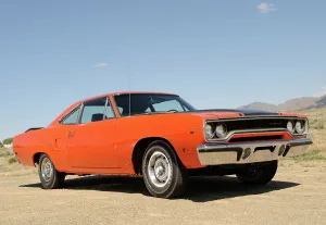 Plymouth Hemi Roadrunner 1970. Artist: Simon Clay