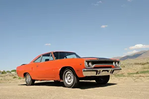 Plymouth Hemi Roadrunner 1970. Artist: Simon Clay