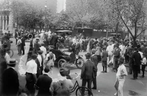 Madison Avenue Prints: Police auto at 70th & Madison, between c1915 and c1920. Creator: Bain News Service