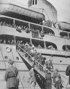 Charles Andre Joseph Marie De Gaulle Gallery: Polish Troops to fight with Britain, 1940, (1940)