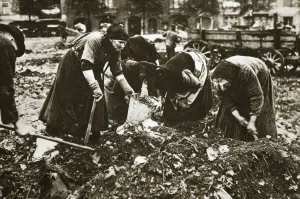Hardship Prints: The poor of Berlin rummaging in refuse heaps, Germany, c1914-c1918