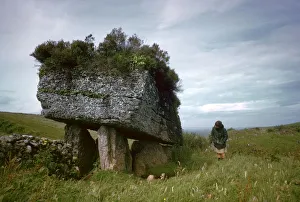 County Sligo Gallery: Portal-grave known as the Lobby