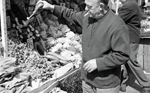 Cart Prints: Portobello Market, London, c1955. Creator: Arthur Charles Kirby Ware
