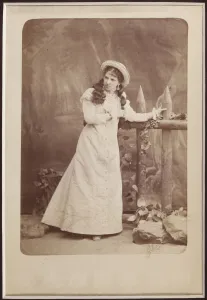 Bergamasco Prints: Portrait of the actress Maria Gavrilovna Savina (1854-1915), Early 1880s