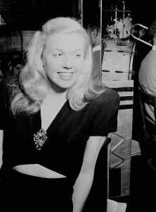 Aquarium Prints: Portrait of Doris Day, Aquarium