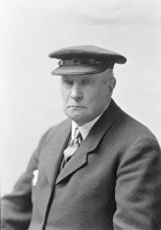 Glum Prints: Portrait of an elderly man in a uniform