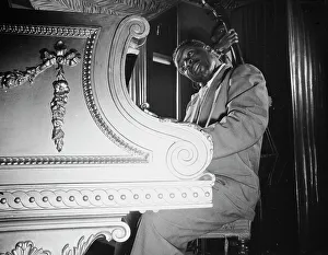 Grand Piano Prints: Portrait of Erroll Garner, New York, N.Y. 1946. Creator: William Paul Gottlieb