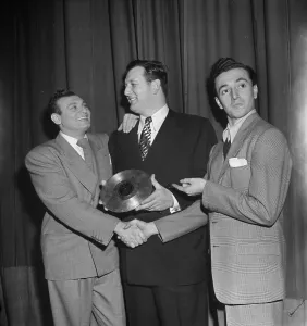 Laine Frankie Prints: Portrait of Frankie Laine and Vic Damone