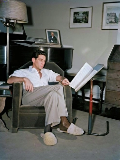 Bill Gottlieb Prints: Portrait of Leonard Bernstein in his apartment