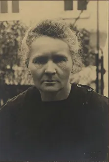 Portraitb W Prints: Portrait of Marie Curie (1867-1934) Artist: Anonymous