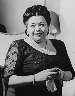Aquarium Prints: Portrait of Mildred Bailey, Aquarium
