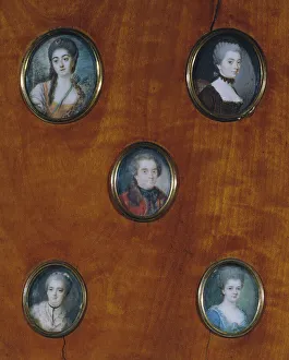 Cameo Prints: Portrait of Mme d'Epinay with hair in curls. Creator: Unknown