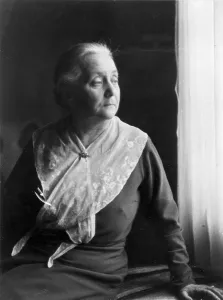 Womens Prints: Portrait in profile of Anna Lindhagen (1870-1941)