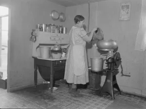 Cabin Gallery: Possibly: Corner of one-room cabin belonging to farmer... Priest River Valley, Idaho, 1939