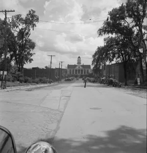 Town Centre Prints: Possibly: Courthouse, Pittsboro, North Carolina, 1939. Creator: Dorothea Lange