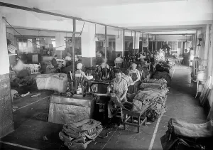 Sacks Prints: Post Office Department - Repairing Mailbags