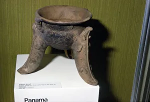 Pottery Tripod Bowl with three rattle-legs in the form of Alligators, Chiriqui, Panama Pottery Tripod Bowl with three rattle-legs in the form of Alligators, Chiriqui, Panama