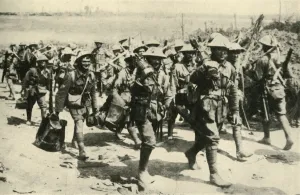 Australian And New Zealand Army Corps Gallery: Back from Pozieres: Australian machine-gunners... First World War, 1916, (c1920)