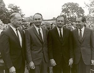 Edwin Eugene Aldrin Jr Gallery: President Nixon meets the Apollo 11 astronauts on the lawn of the White House