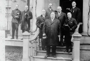 Banker Prints: President Taft, Sec'y Knox at home of Ansley Wilcox
