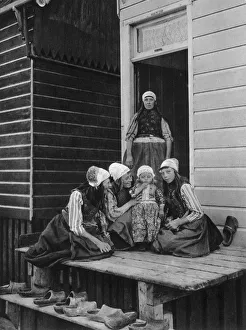 Asselin Prints: The pride of the family, Marken, Netherlands, c1934