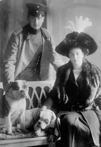 Cousin Prints: Prince and Princess August Wilhelm von Preussen with dogs